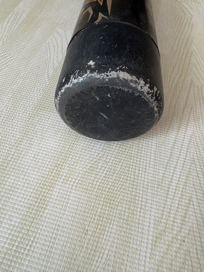 ビヨンドマックスギガキング 84cmと85cm2本セットとバットケース付