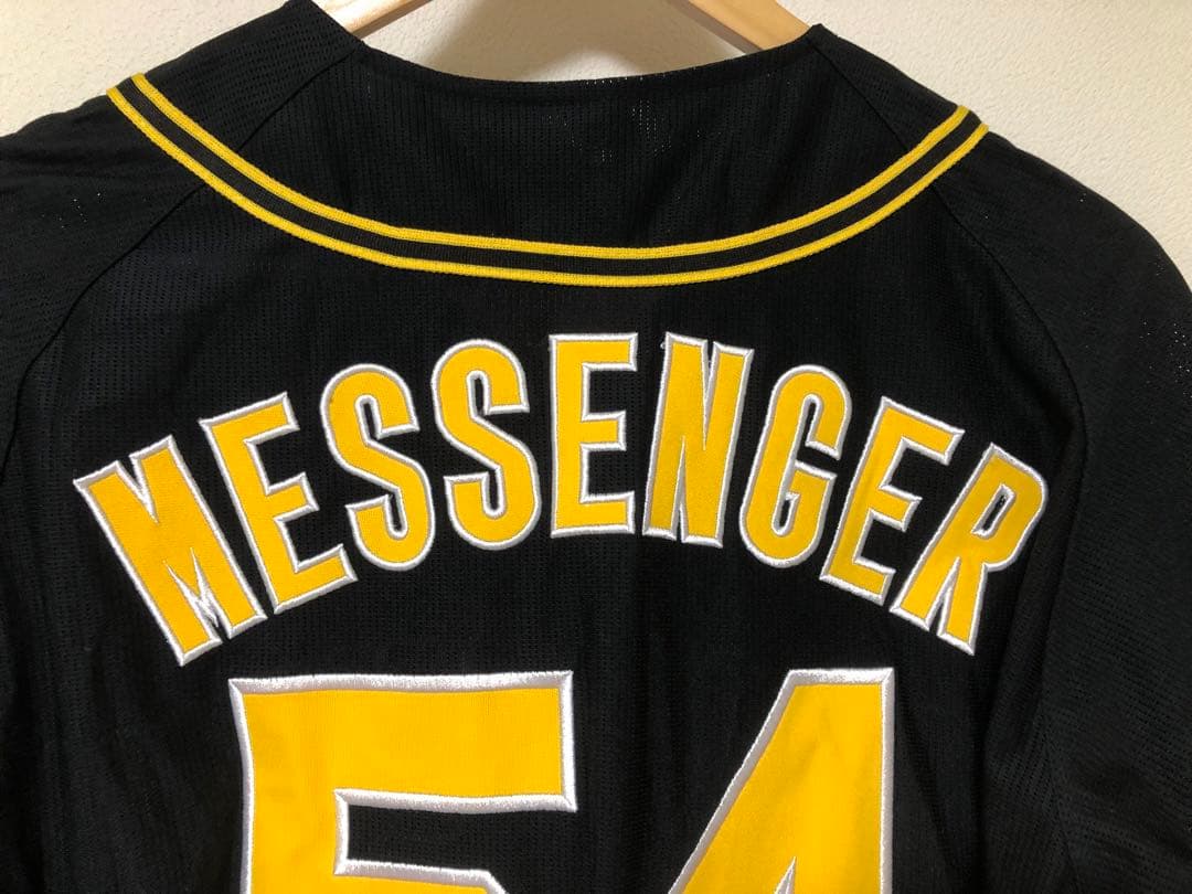 阪神タイガース ユニフォーム メッセンジャー 54 ビジター【美品】