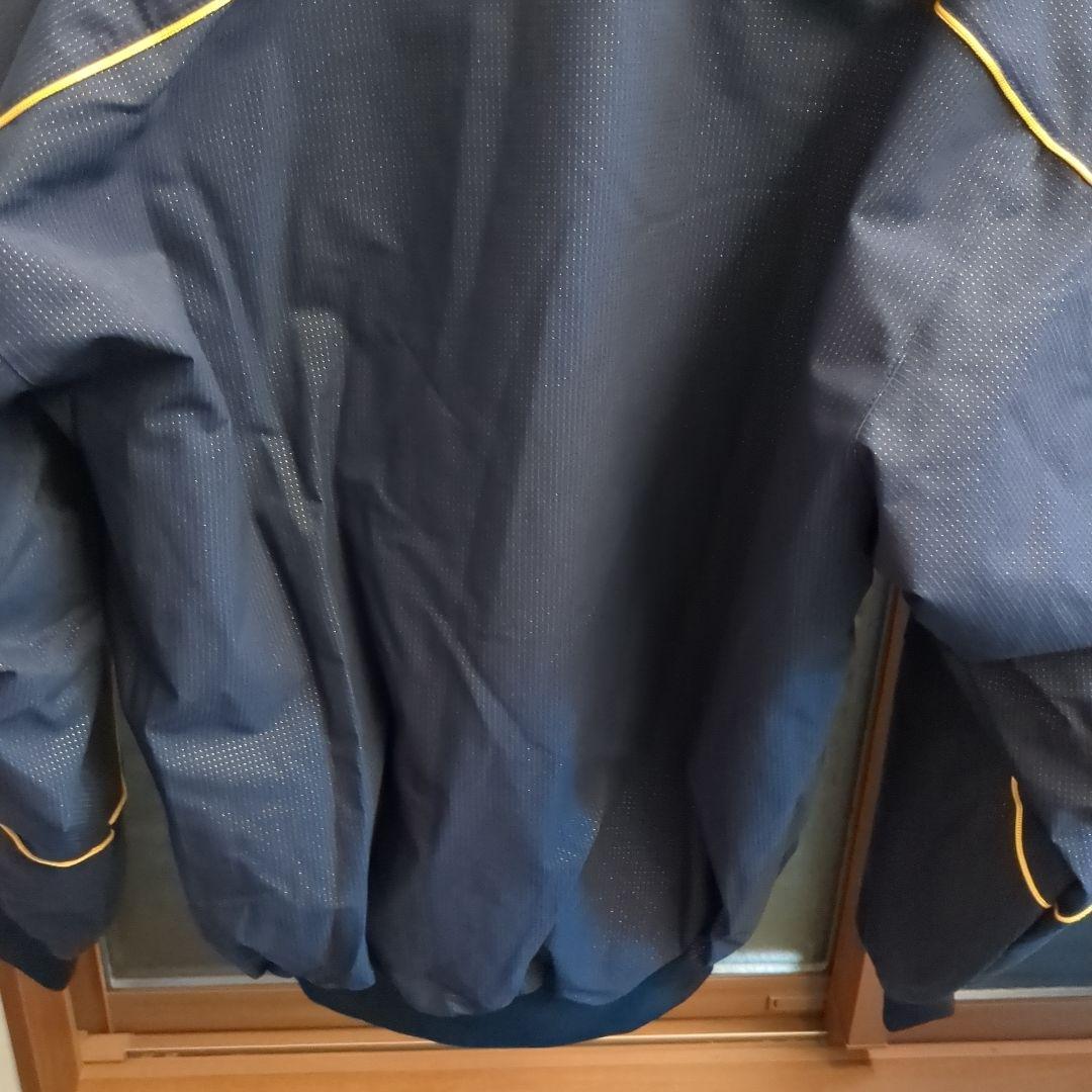 ミズノプロ グラウンドコート ブレスサーモ Mサイズ 中古