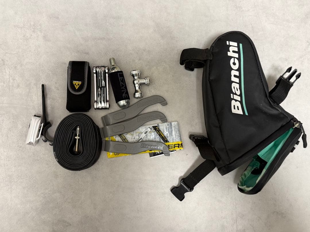 【ヒデ様限定】ロードバイク入門セット(Bianchiビアニローネ7 2020年)