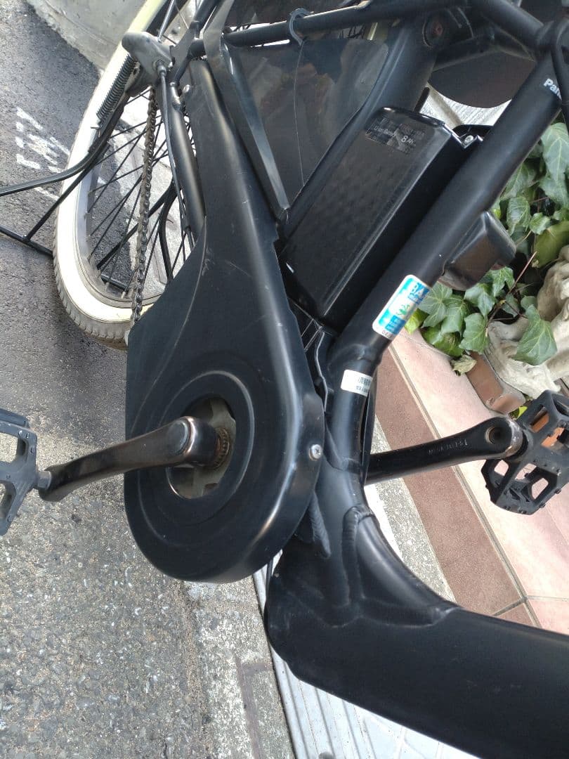 配送可★直接引渡可カスタム【ギュットアニーズ】電動アシスト自転車3人乗充電器付属