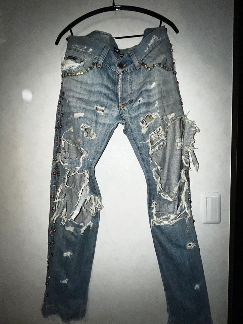 ドルガバ　スタッズダメージデニム
