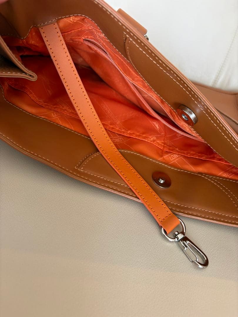 ロンシャン 茶　レザーショルダーバッグ