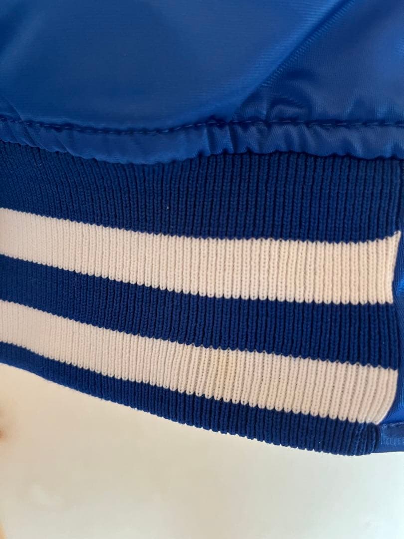 ドジャース　スタジャン