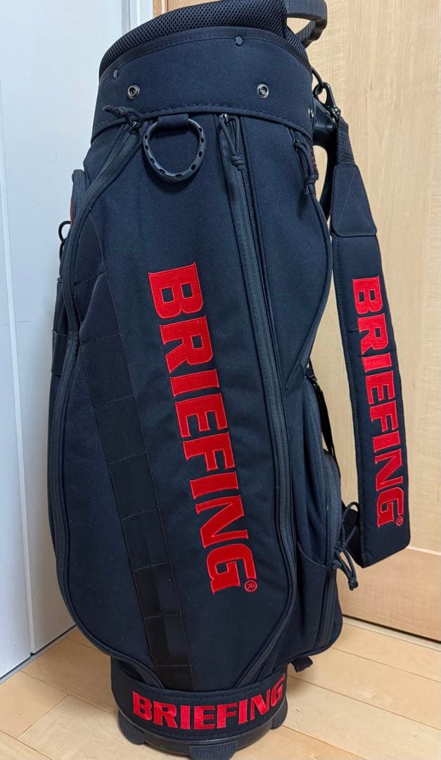 美品★ブリーフィング★キャディバッグ★ゴルフ★BRIEFING★ゴルフバッグ★黒