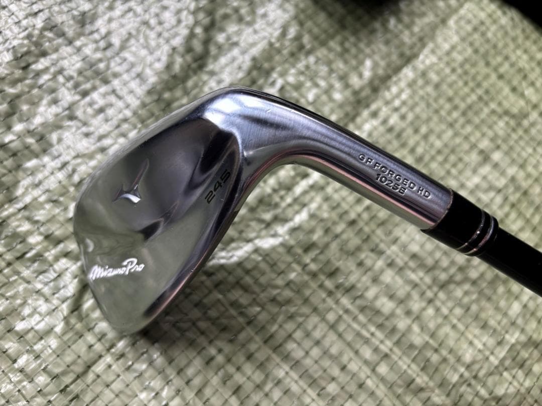 ミズノプロ ２４５ アイアン ６本　６－９I、PW、GW Mizuno Pro