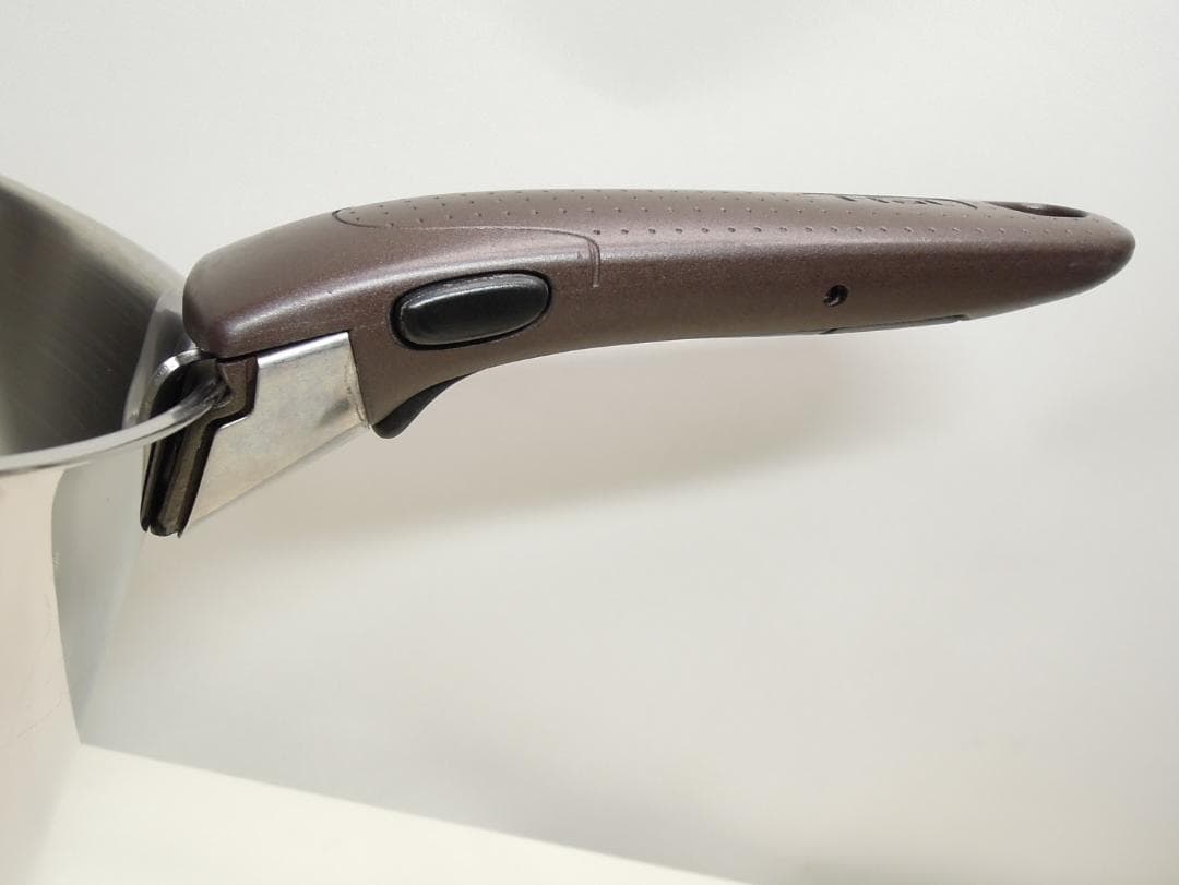 ◆10点セット◆タッパーウェア◆コンパクトクック＋T-Fal◆取っ手のとれる鍋◆