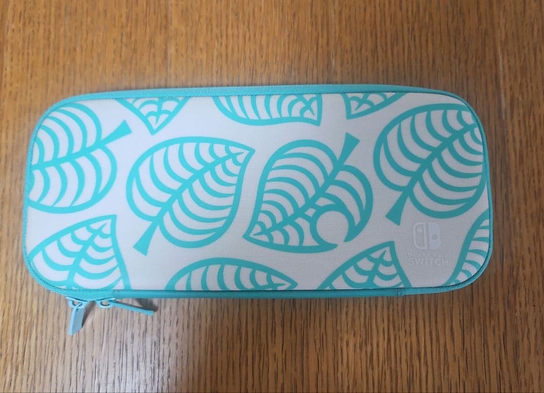 Nintendo Switch 本体 + ジョイコン + ドック(ケース付き)