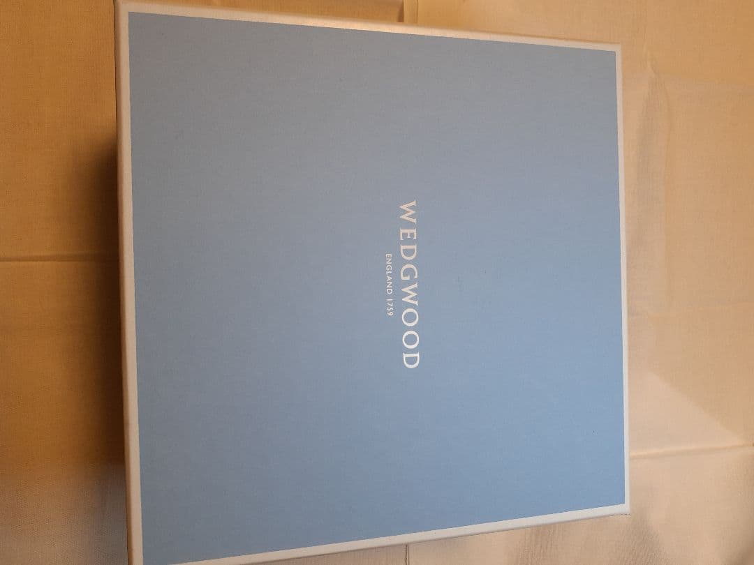 ウェッジウッド　　マグノリアローズボウル　花瓶