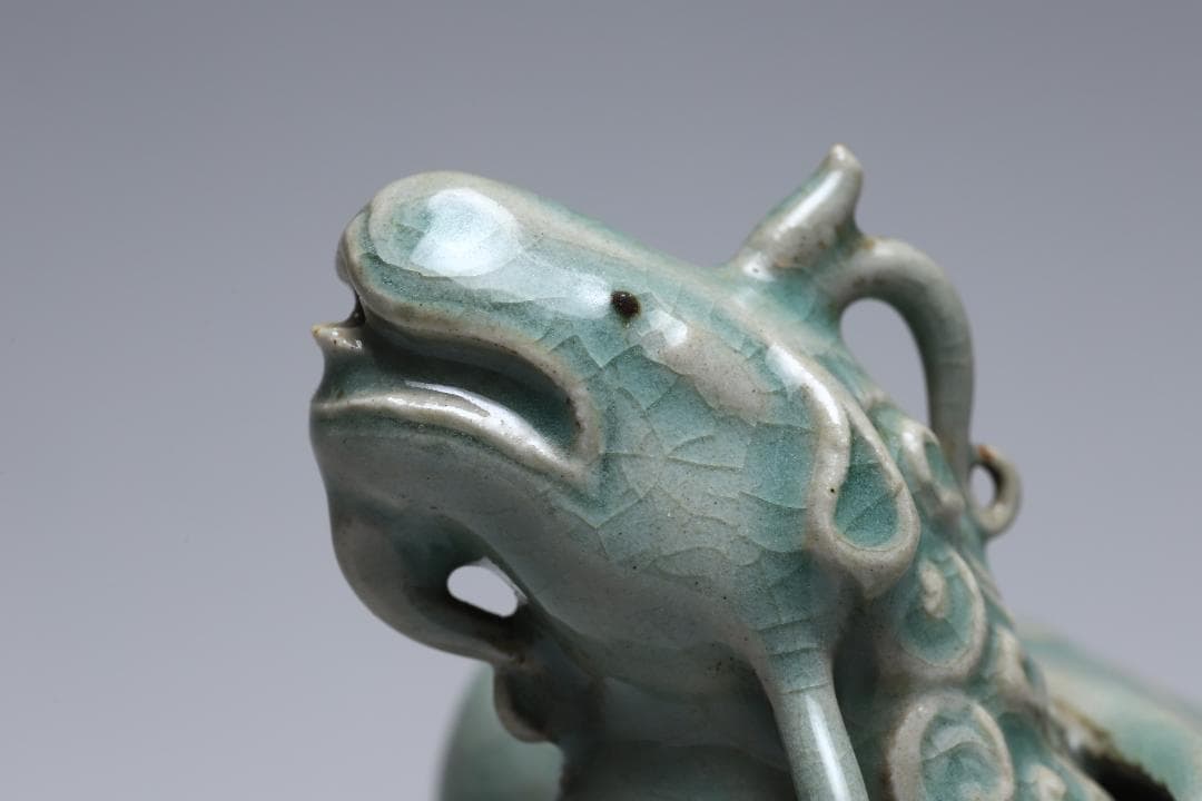 李朝　青磁龍型水滴　青磁　書道具　朝鮮古美術／骨董品【正一古美術】