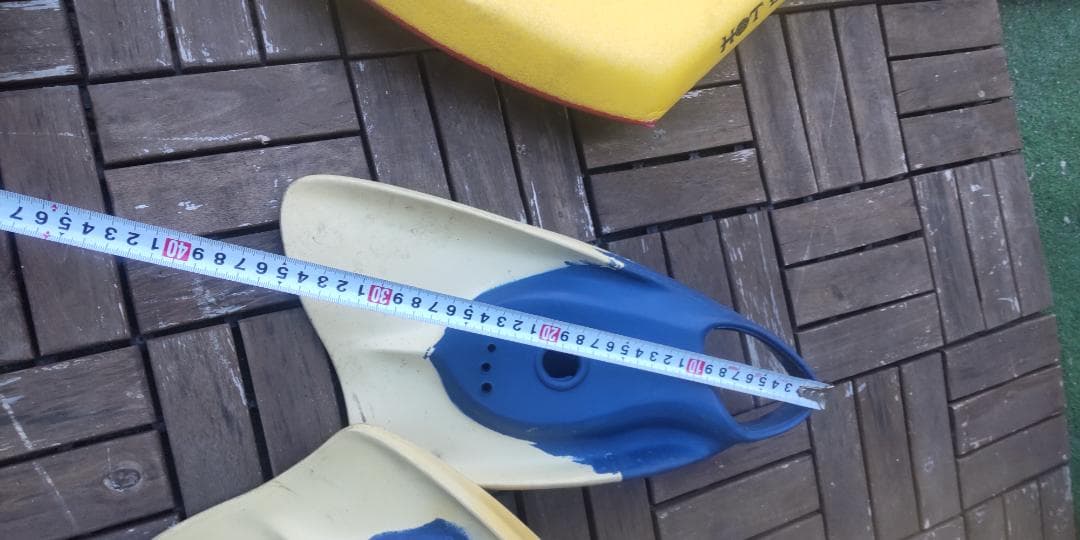 HOT BUTTERED　ボディボード　Mサイズフィン付き　中古