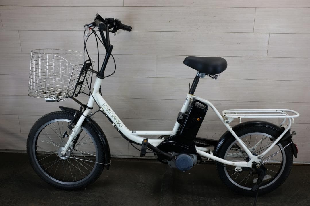 LOUIS GARNEAU　18インチ　3段　8.9Ah（5点灯）充電器あり