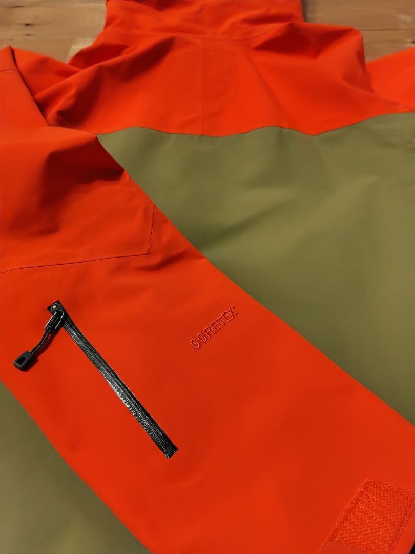 patagonia GORE-TEX　ウェア上下セット【使用頻度少・美品】