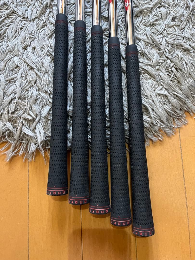 ONOFF KURO FORGED アイアン5本セット6-P 2020モデル