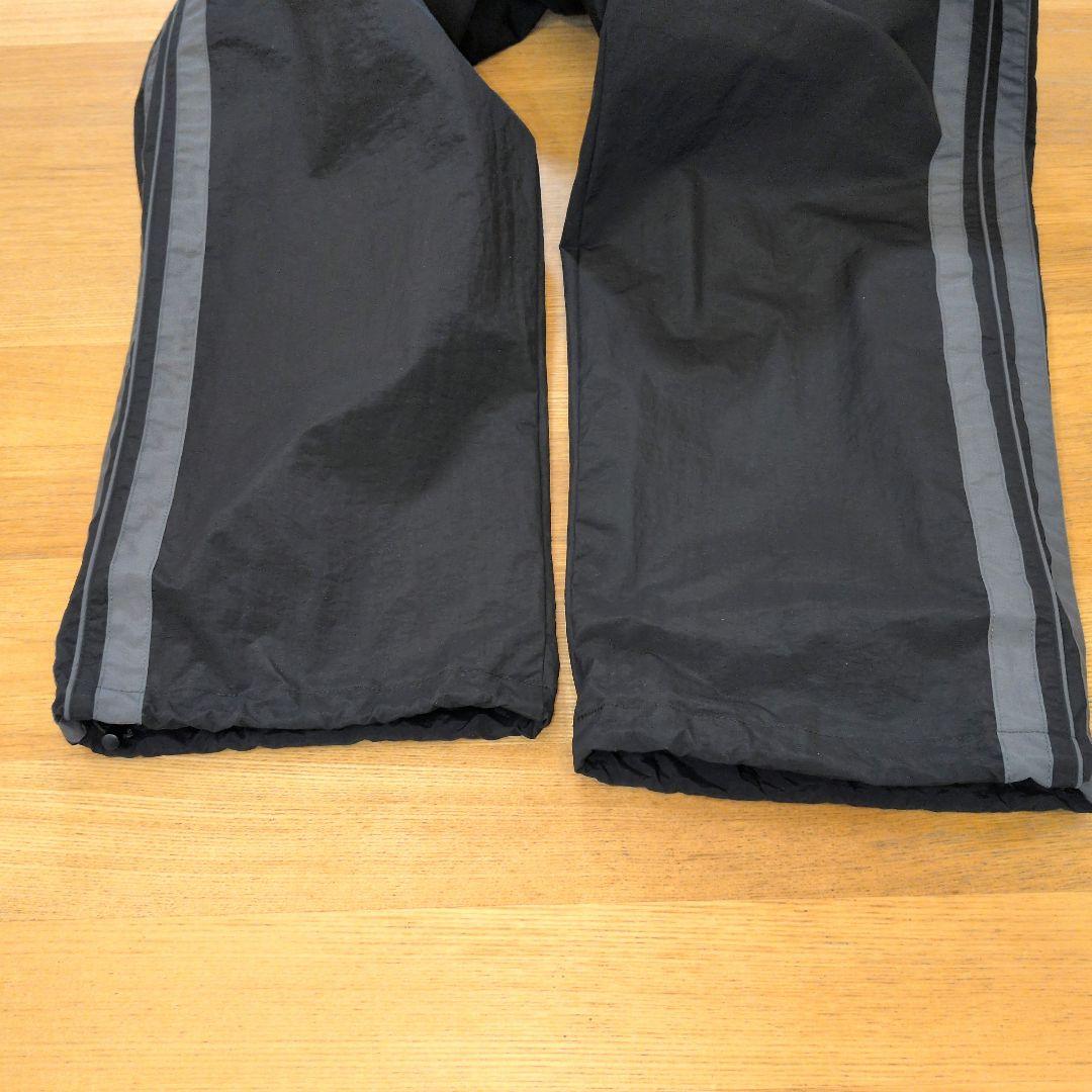 シカゴ・ブルズ ナイロントラックパンツ ブラック系　サイズ L