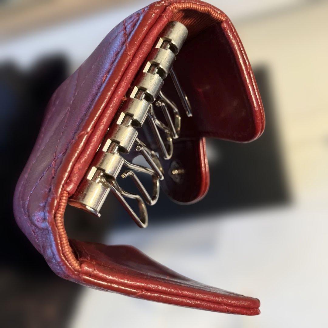 ハローキティ☆　［正規品］ CHANEL キーケース　マトラッセ