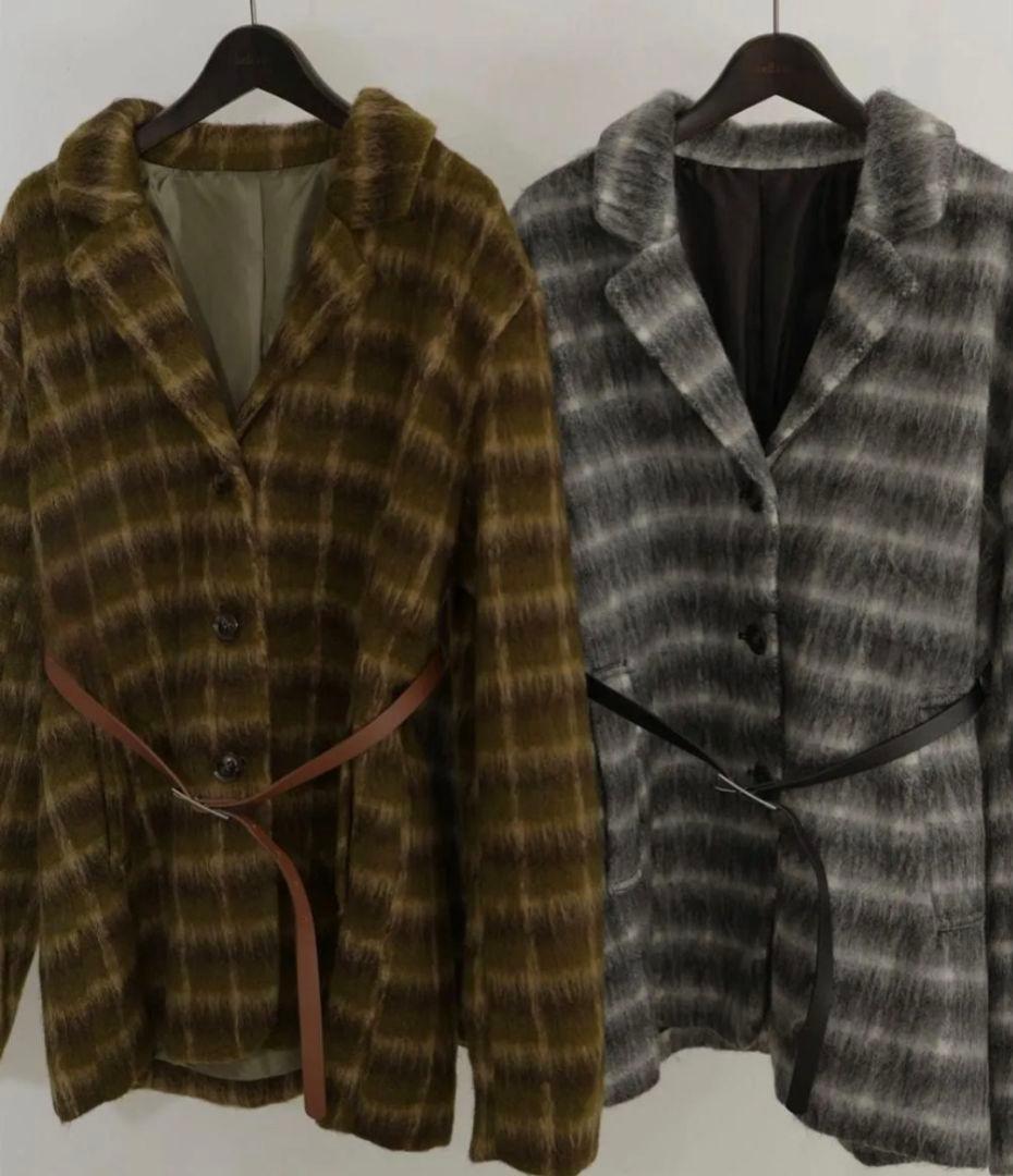 ヘラム同型/ベルト付きシャギーチェックジャケット/カーキ