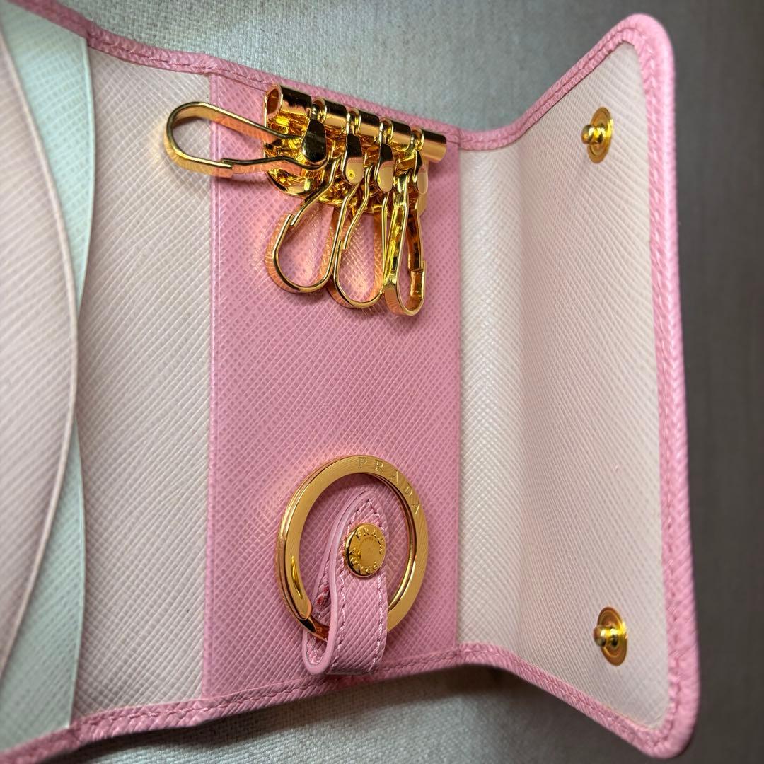 【美品】PRADA キーケース ピンク 正規品 ギャランティカード付