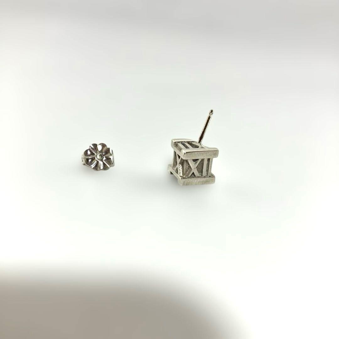 Tiffany ティファニー アトラス キューブ シルバー ピアス
