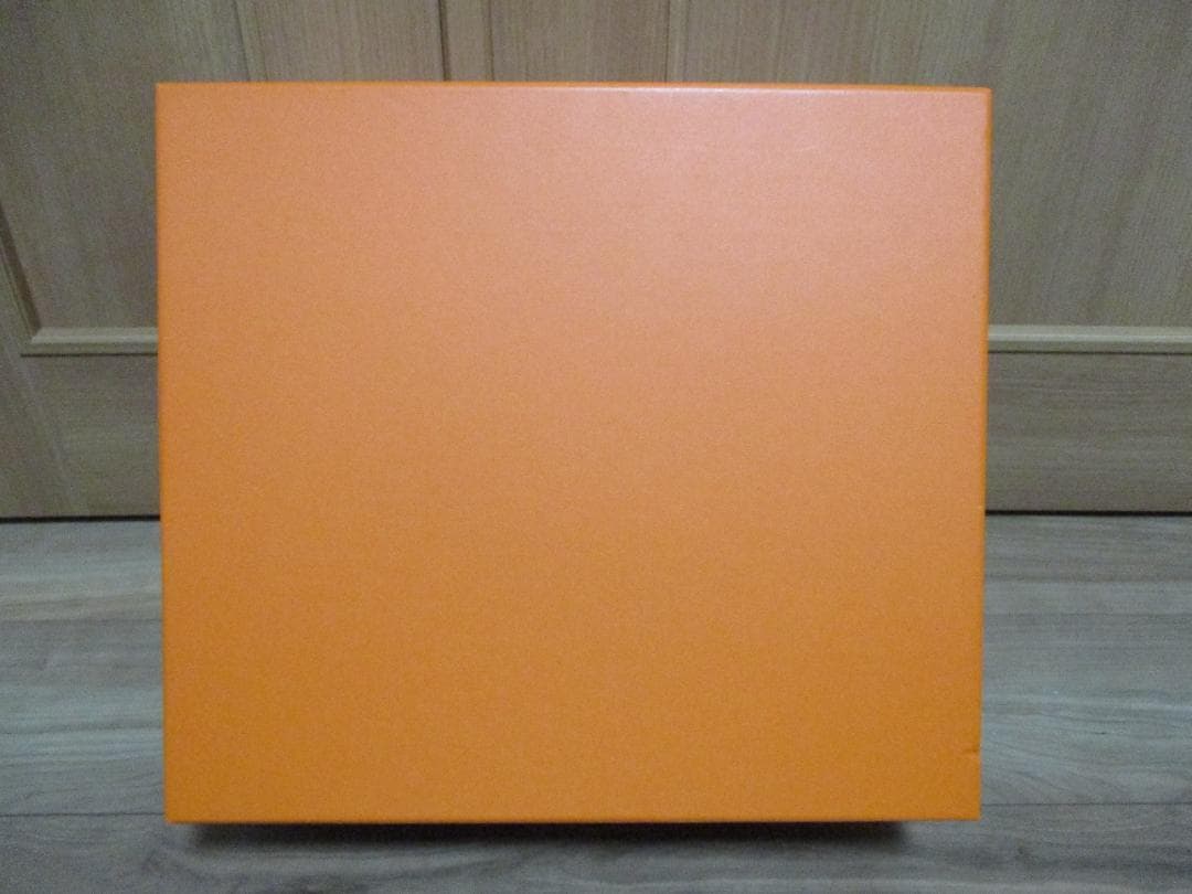 エルメス空箱 34cm x 38cm x 15.5cm(ガーデンパーティー30)