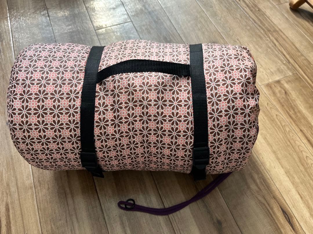 ★おしゃれな寝袋★希少アイテム かわいい花柄 レディース movsleepin