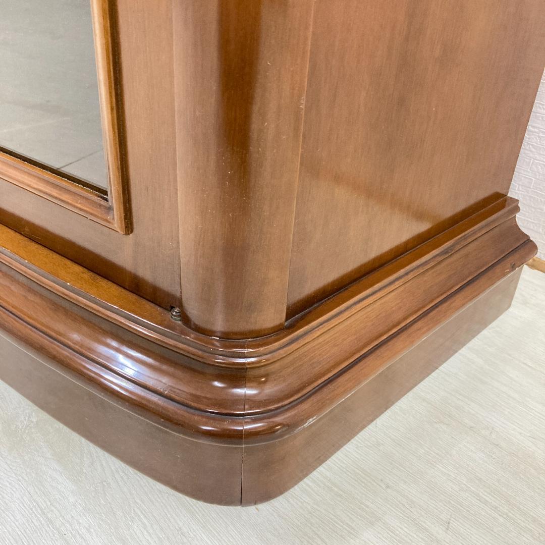 サイドボード　キャビネット　飾り棚　リビングボード