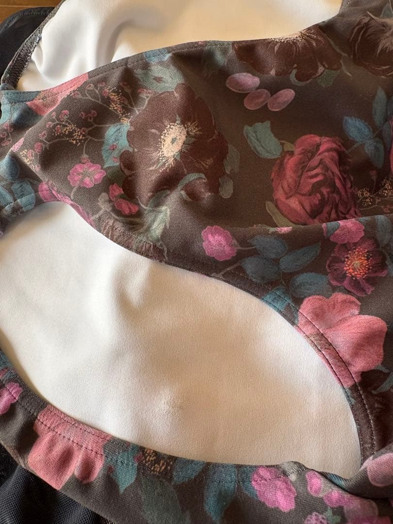 スティナstinaレオタードMサイズ