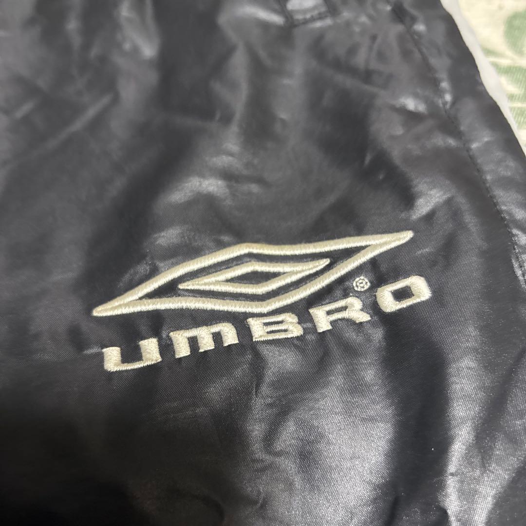 UMBRO ☆中綿ピステ・ウィンドブレーカー ☆上下☆ブラック