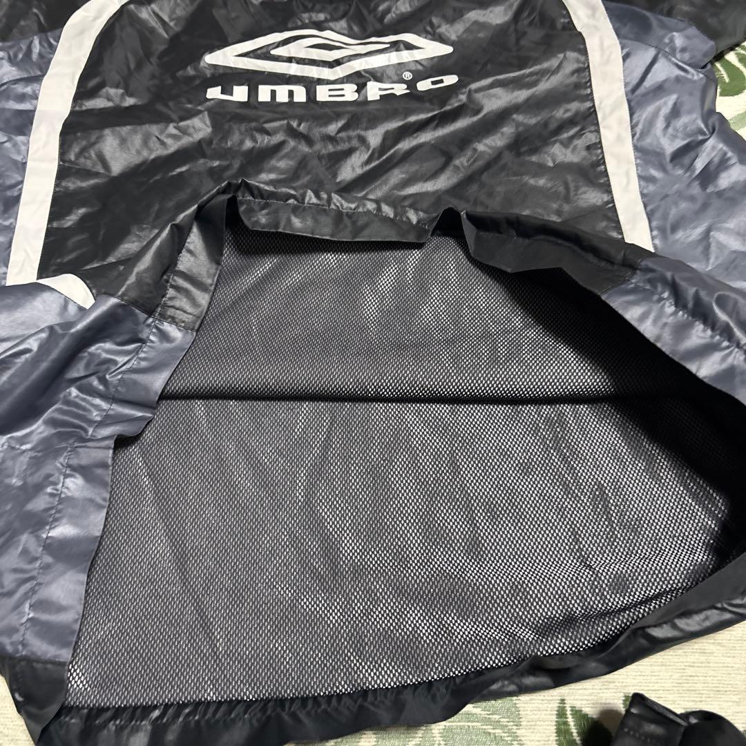 UMBRO ☆中綿ピステ・ウィンドブレーカー ☆上下☆ブラック