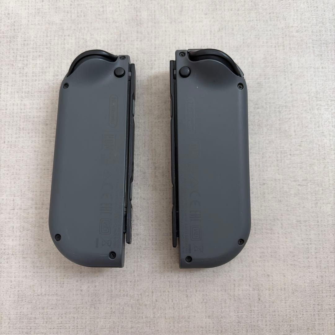 美品！Nintendo Switch グレー　本体　動作確認済　ハードケース付き