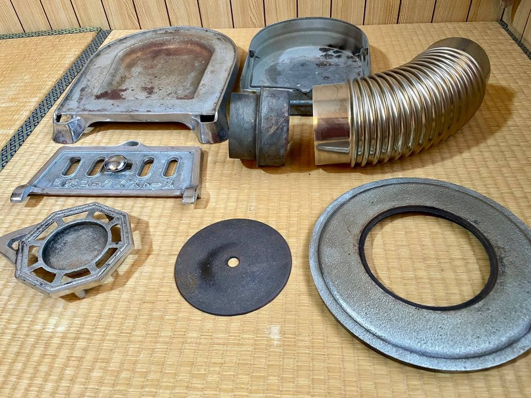 昭和レトロ 函館日栄 コークスストーブ 鋳物製 石炭ストーブ