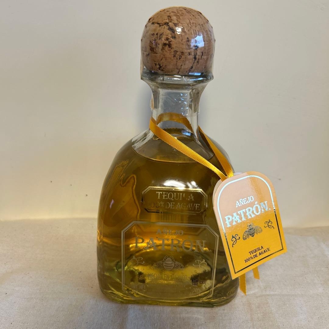 【未開封】PATRÓN アネホ　テキーラ 750ml