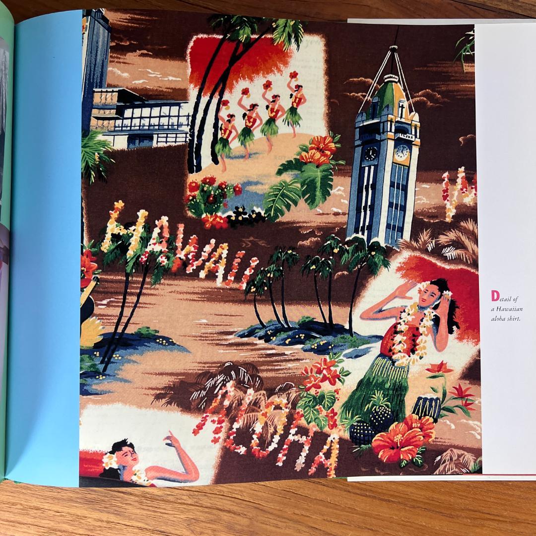 The Lure of Hawaii in the Fifties　ハワイ　洋書