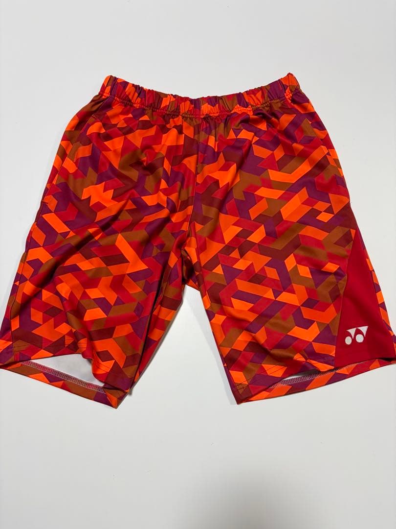 最終値下げ‼️早い者勝ち‼️YONEX ハーフパンツ　Lサイズ 廃盤商品　レア