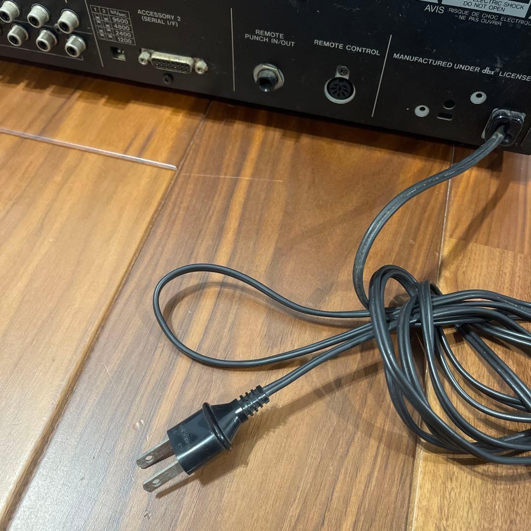 TASCAM 238 マルチトラックレコーダー