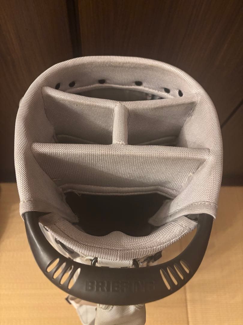 ブリーフィング　CR-10 ホワイト　グラファイトデザイン　キャディバッグ