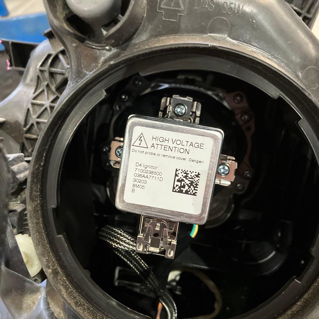 スズキ　ハスラー　MR41S HIDヘッドライト 左右セット