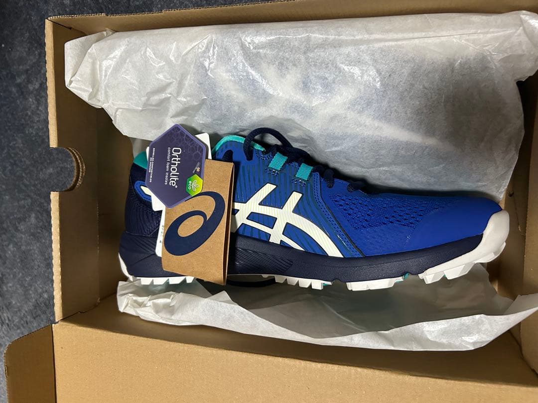 New Balance &asicsゴルフシューズ