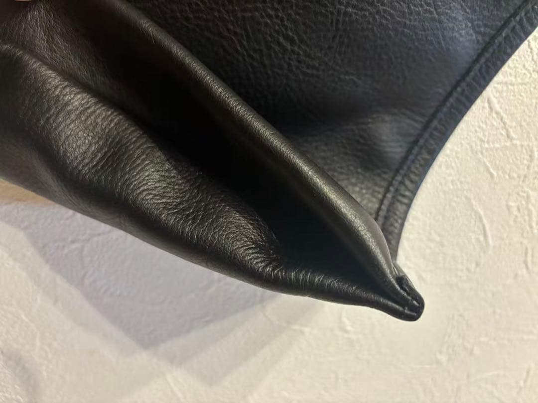 OUR 2WAYフィットトートバッグ レザー 本革ブラッ【定価2.8万】