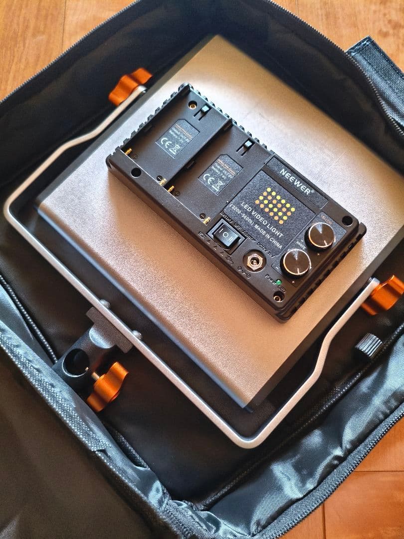 NEEWER 480 LEDビデオライトとデュフューザーのセット×2 照明撮影用