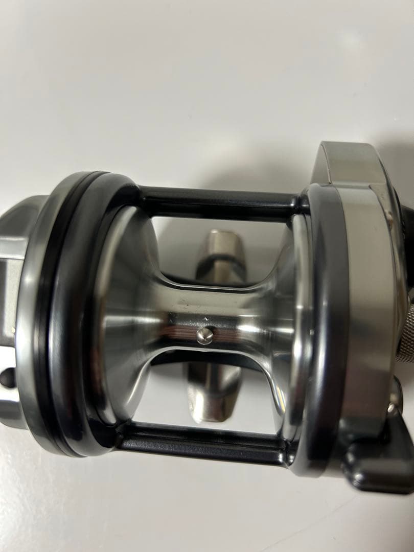 シマノ　23スピードマスター石鯛 3000T リール