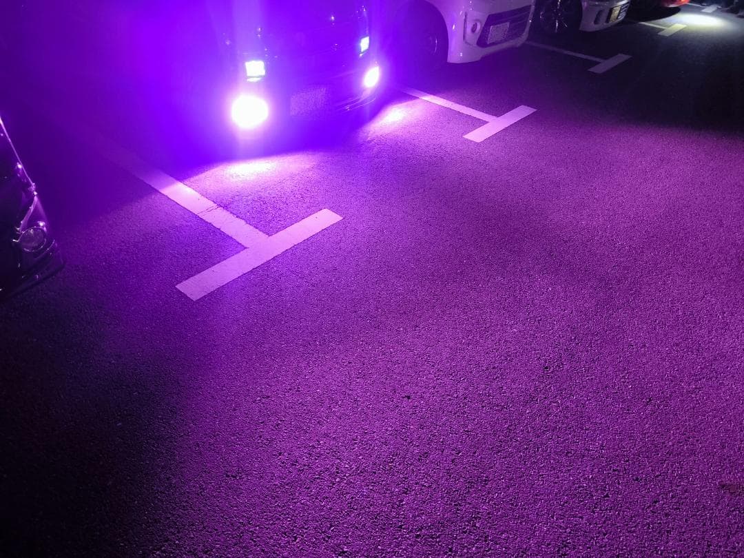 18LED　シリーズS　宇宙一明るいバルブ　ブルーパープルH11H8H16 H4