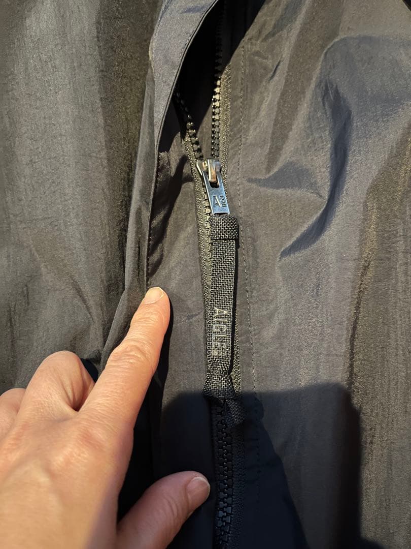 エーグルAIGLE 透湿防水パッカブルロングフーデッドジャケット　黒　ライナー