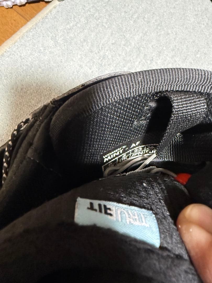 ★Burton MINT スノーボードブーツ レディース★