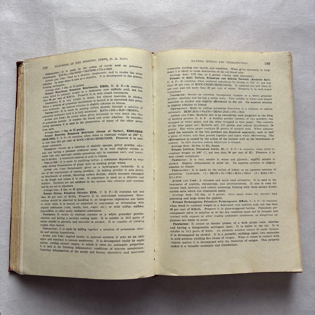 【洋書・古書】アメリカ海軍病院部隊ハンドブック 1939年 医学 衛生兵