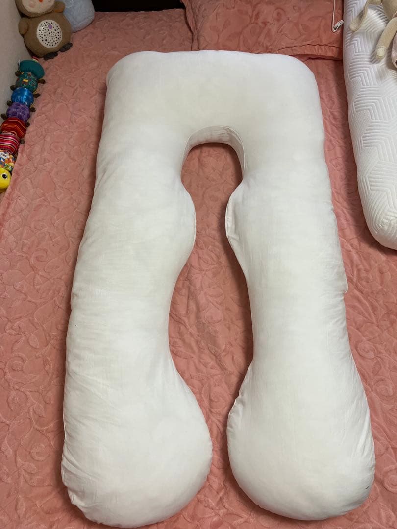 本日限定割引　美品 ハグモッチ 抱き枕 ふわもち 妊婦 クッション カバー2枚