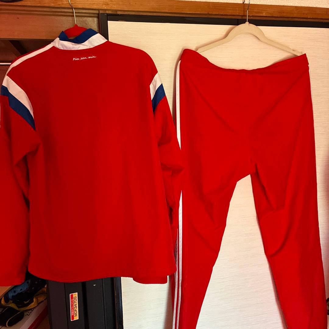 美品　FCバイエルンミュンヘン　アディダス ナイロンジャージ上下