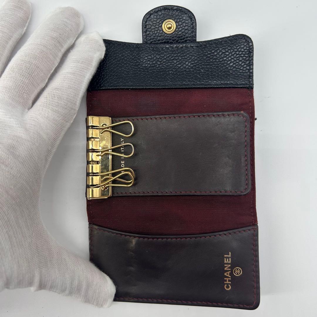 シャネル ココマーク 金具 キャビアスキン マトラッセ 6連キーケース レザー