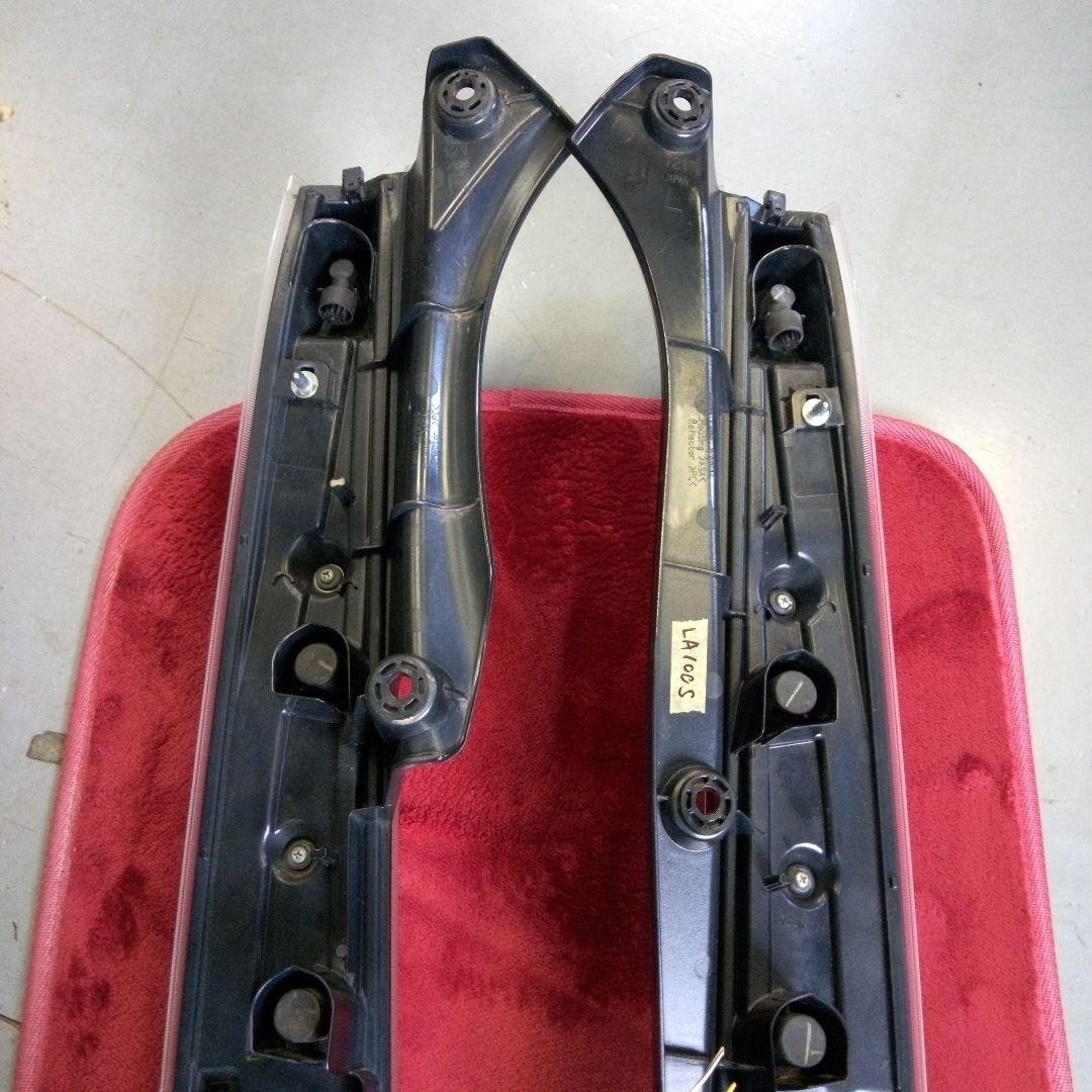 ムーヴ テールランプ　LA100S　 全クリア黄ばみ無し　LED