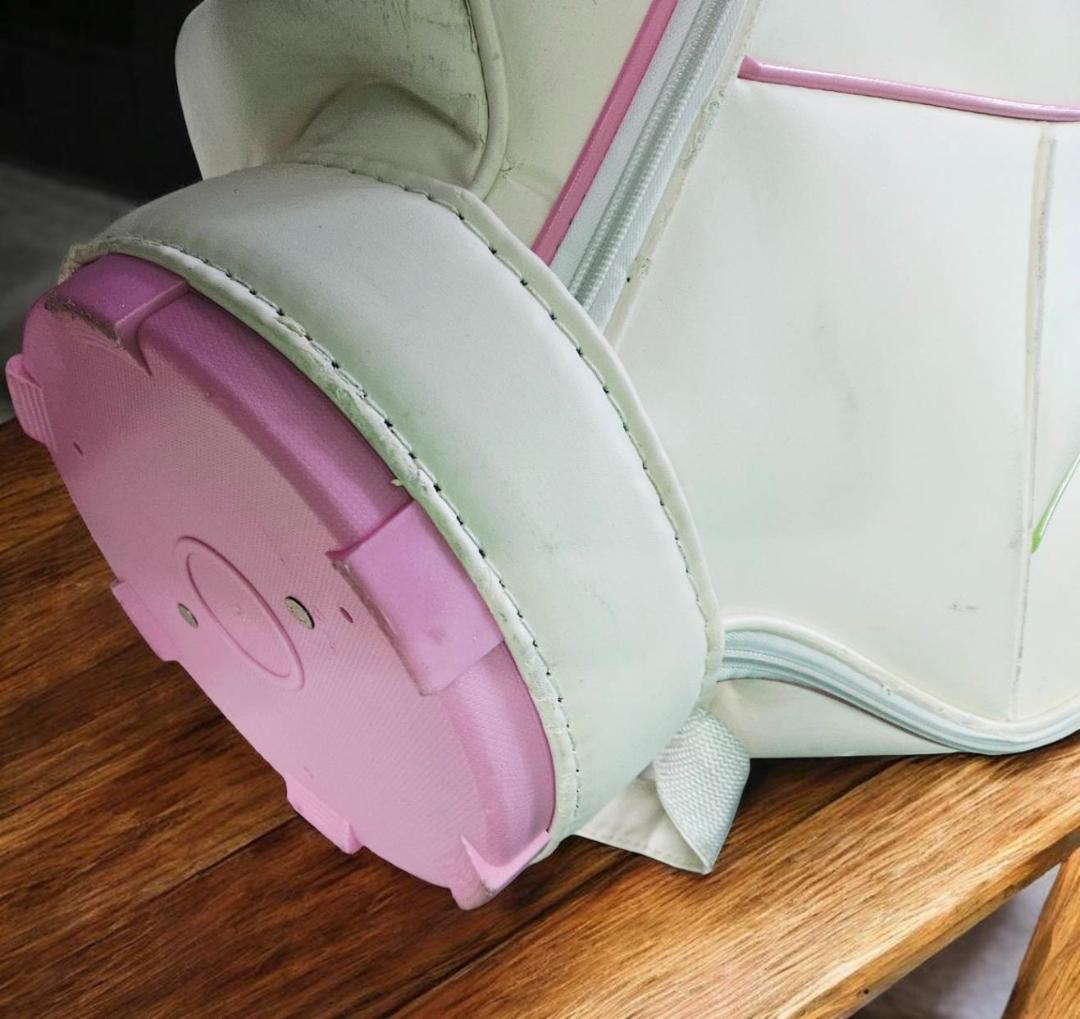 送料無料/超美品　Wisteria カラフル刺繍キャディバッグwhite